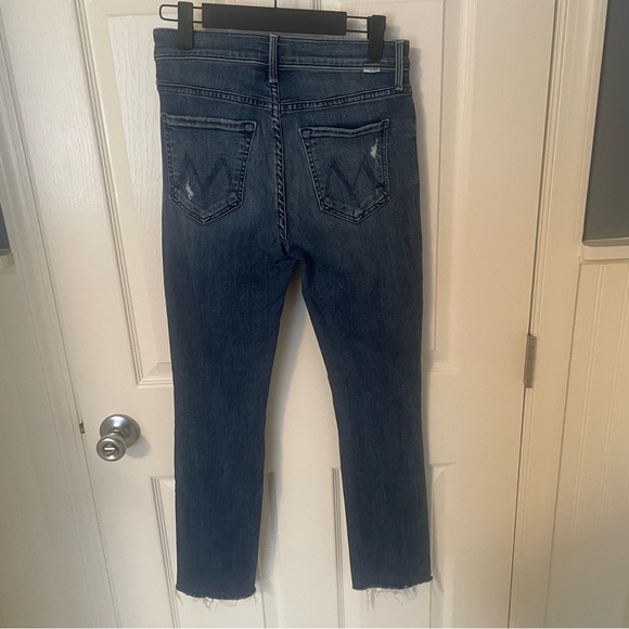 MOTHER The Mid Rise Dazzler Ankle Fray Jeans Weekend Warrior Size 26 EUC - Picture 8 of 14